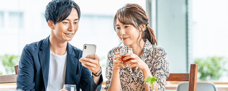 スタッフとお客様の距離を保った安心できる飲食店